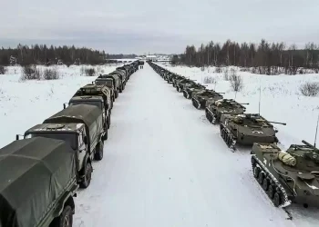 Alerta mundial: Rusia efectúa ejercicios aéreos en las proximidades de Ucrania