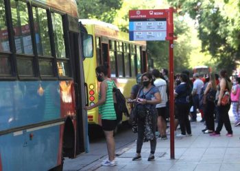 Subsidio al transporte público: la provincia analiza el impacto del aumento anunciado por Nación