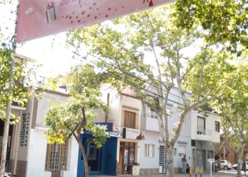 Mensajes de amor decoran las calles sanrafaelinas por el Día de San Valentín