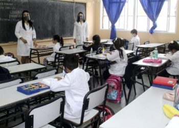 Aula segura: una reunión clave para definir cómo serán las clases en 2022