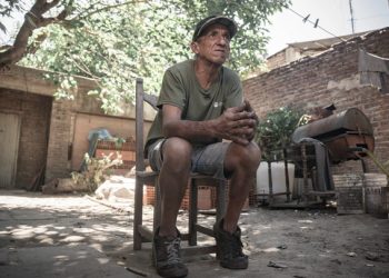 Consumió cocaína envenenada y casi muere: el hombre que arruinó su aniversario de novios por una bolsita de 200 pesos