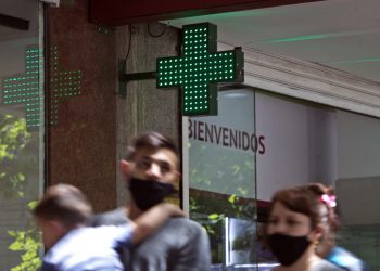 Coronavirus: comenzaron a vacunar en farmacias de Mendoza