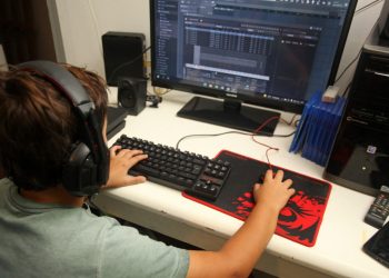 De la fábrica a tu billetera: los problemas que hacen temblar al mercado informático en Mendoza