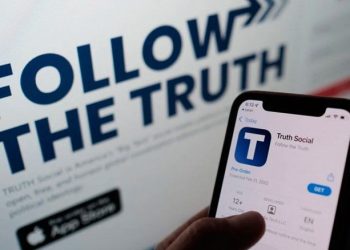 Donald Trump lanzó la app «Truth Social» tras el veto de Twitter y Facebook