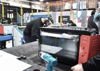 Ecolatina estima que la economía crecerá en torno a un 3%