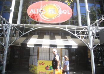 El cine Amelix reabrió sus puertasluego de permanecer 23 meses cerrado