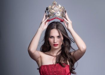 Este es el dictamen del fiscal de Estado que avala a la reina paralela de Guaymallén