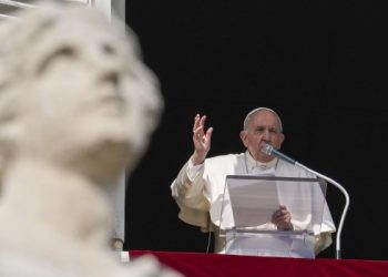 Francisco pidió que se haga «todo esfuerzo por la paz» en Ucrania