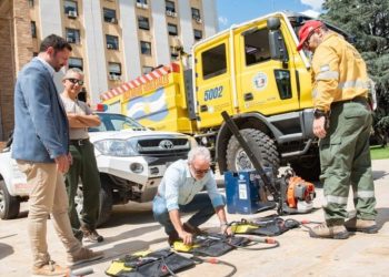 Fuego en Corrientes: Mendoza envía 15 brigadistas para combatir los incendios forestales