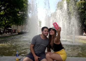 La ola de turistas le ganó a la de Covid: Mendoza quiere estirar la racha hasta Semana Santa