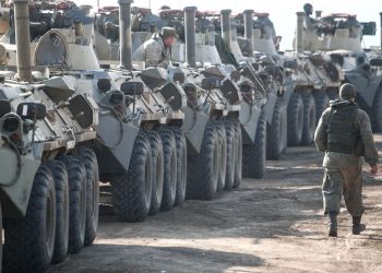 La toma de posición militar de Rusia sobre dos provincias separatistas de Ucrania hace crecer la tensión en la región