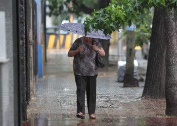 Atención: hay alerta por tormentas y viento Zonda en la provincia