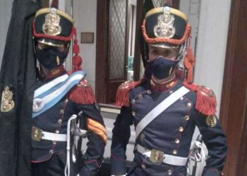 René se recibió de Granadero y contó su historia: “Me decían que iba a ser el borracho del barrio”