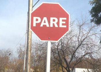 Solicitan informes sobre la señaléticaurbana en las calles y rutasprovinciales del Sur