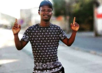 Otro caso que conmueve al mundo: Un joven mozo africano reclamó el pago de su salario y fue asesinado a golpes en Río de Janeiro