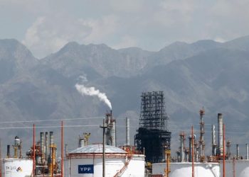 Detalles sobre el reclamo de la Provincia por el precio del crudo que YPF paga en Mendoza