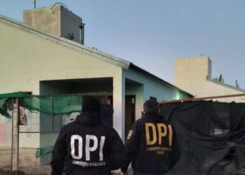 Aseguró que su hijo murió electrocutado por cargar el celular pero lo vieron robando cables: “Moralmente aberrante”