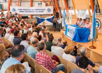 La Asamblea de la Mesa de Enlace determinó proponer al Gobierno un esquema de trabajo similar al de los países vecinos