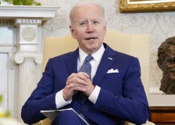Biden establece un embargo a las importaciones estadounidenses de petróleo y gas de Rusia