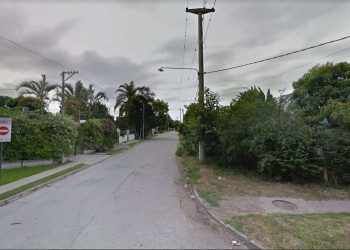 Con un amigo de cómplice, ató a su familia y fingió un robo de US$10 mil: cayó por un descuido