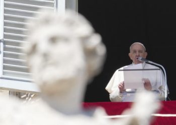 Francisco en su noveno aniversario como Papa: «En el nombre de Dios, les pido que detengan esta masacre»