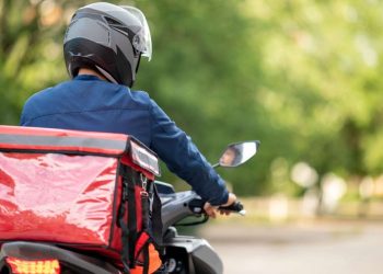 “La gente no quiere trabajar”: le ofrecieron $1500 por 13 horas diarias y su respuesta se viralizó