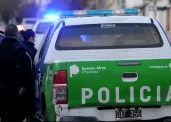Un jubilado asaltó una clínica y murió tras disparar y resultar herido por una bala que rebotó