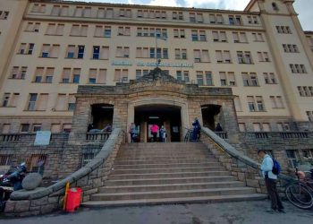 Un jubilado discutió con su pareja por dinero, le disparó tres veces y se suicidó