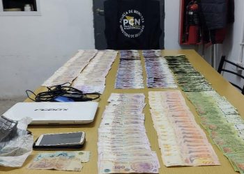 Persecución, aprehendidos y secuestro de un auto, drogas e importante suma de dinero en General Alvear