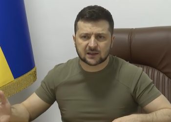 Zelenski acusa a Occidente de falta de valor para ayudar a Ucrania