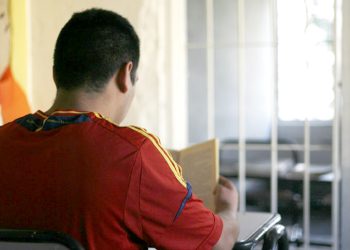 Reinserción en la sociedad: la educación como medio para recuperar la libertad