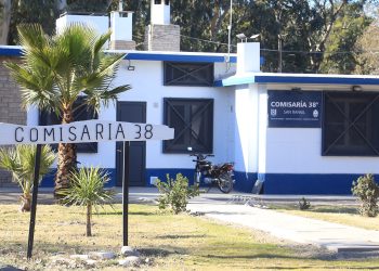 El Molino: Dormía y lo despertaron a punta de pistola para robarle