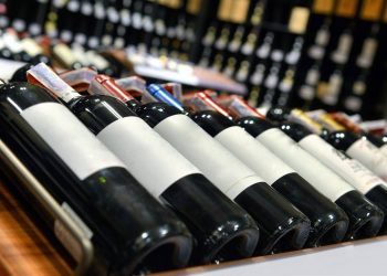 Cómo afecta la guerra las exportaciones de vinos argentinos a granel