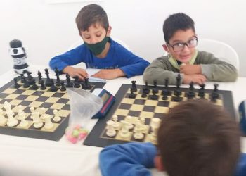 El sanrafaelino Benjamín Evans de 7 años obtuvo el tercer puesto en un torneo nacional de ajedrez en Córdoba