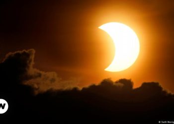 Esta tarde podrá verse un eclipse solar parcial