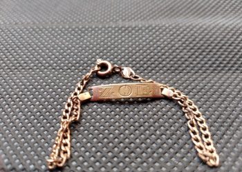 Encontraron una pulsera y buscan a su dueña “Zoe”para devolvérsela