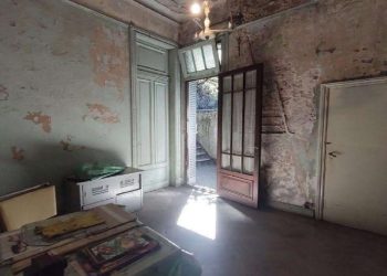 “Es la escena de un crimen”: alquilan un PH en pleno Buenos Aires por $90.000 y el aviso revoluciona Twitter