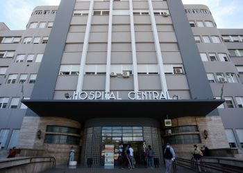 Estaba con sus amigos en un kiosco y recibió una puñalada