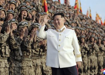 Kim Jong-un llama a reforzar el Ejército norcoreano para «aniquilar al enemigo»
