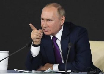 Putin condena la «presión» de Europa contra el grupo ruso Gazprom y amenaza con represalias