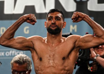 Roban a punta de pistola al boxeador británico Amir Khan en Londres y le quitan un reloj con 719 diamantes