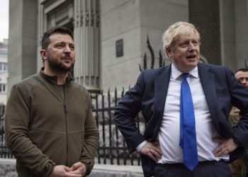 Tras la visita a Ucrania, Rusia le prohíbe el ingreso a Boris Johnson y otros funcionarios británicos