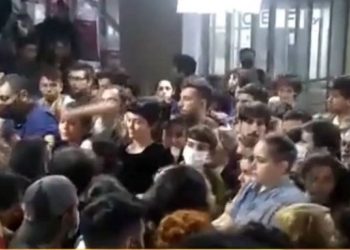 Video: brutal pelea entre agrupaciones de izquierda en la Facultad de Filosofía y Letras de la UBA