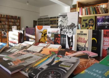 Bibliotecas locales sumaron ejemplares en su visita a la Feria del Libro de Buenos Aires