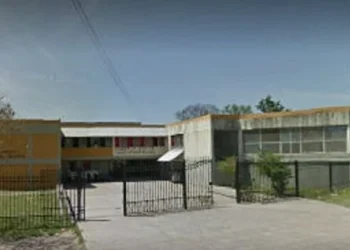 Un caso que preocupa: Descubrieron a alumnos de 5to grado con bolsas de cocaína dentro de una escuela