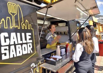 Buscan regular el funcionamiento de los food trucks