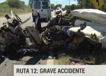 Terrible accidente: Cuatro personas murieron tras un choque frontal en la ruta nacional 12