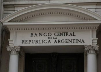 El Central tuvo que vender reservas­: inyectó en el mercado 20 millones de dólares