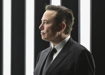 Elon Musk perdió una fortuna tras haber sido demandado por conducta sexual inapropiada