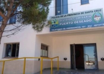 Investigan si un grupo de policías torturó y abusó de un hombre en Puerto Deseado